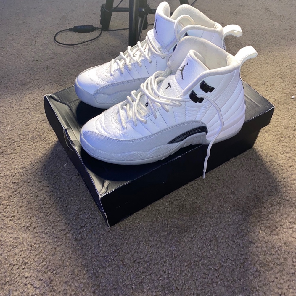 Jordan Retro 12’s White